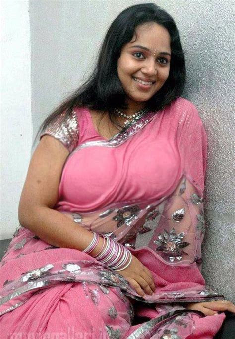 aunty in pink blouse